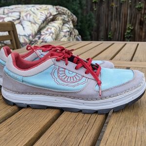 Astral Tinker women's shoes size 7